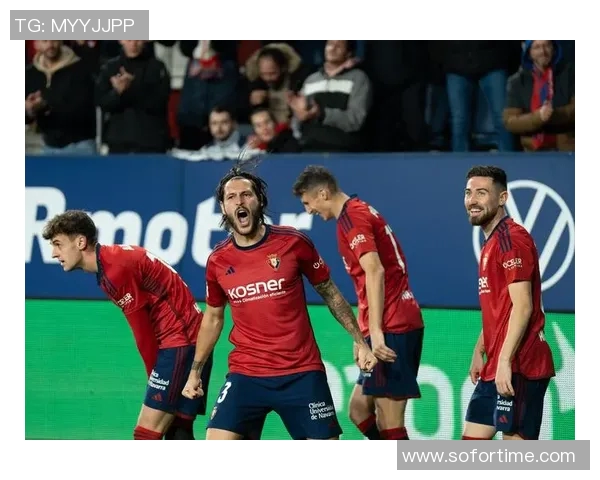 足球明星激情瞬间大集合尽显运动魅力与风采的精彩图片展示